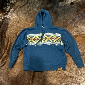 Used Women’s Ariat x Pendleton Hoodie